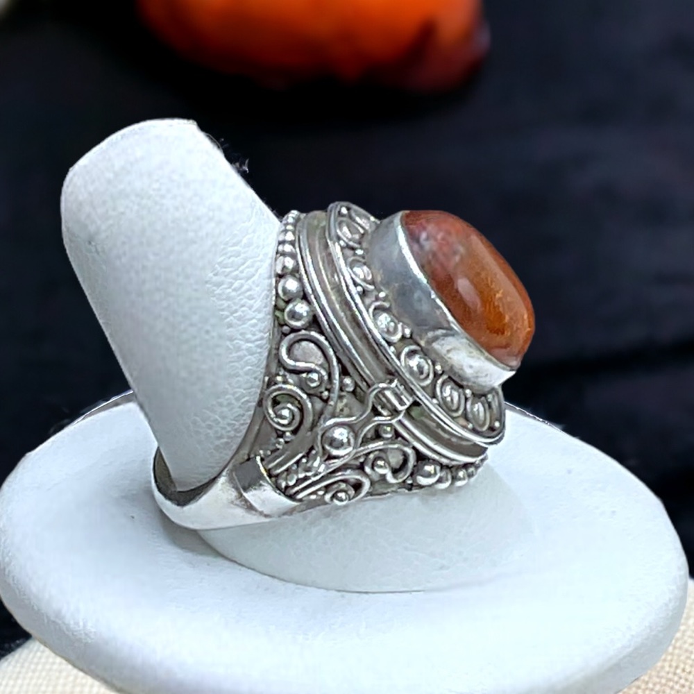 🌺Vintage Sterling Amber Poison Ring - Picture 10 of 15
